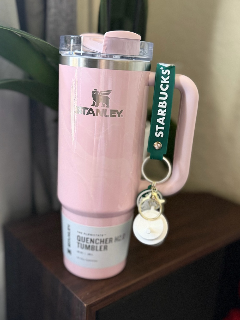 Stanley Blush Quencher H2.0 Tumbler